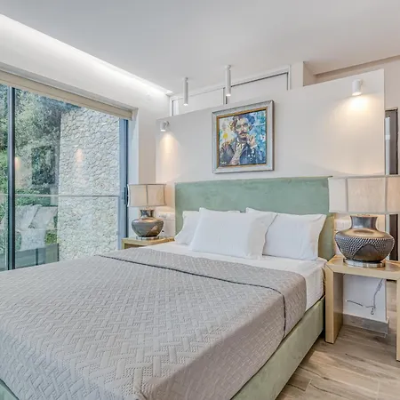 Le Roc * Agioi Deka (Corfu)