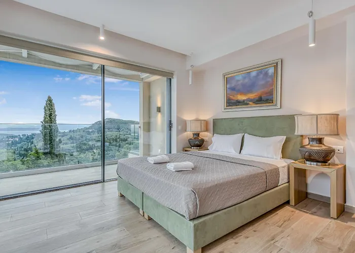 Le Roc Villa *