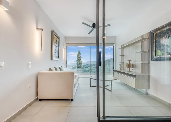 Le Roc Villa *